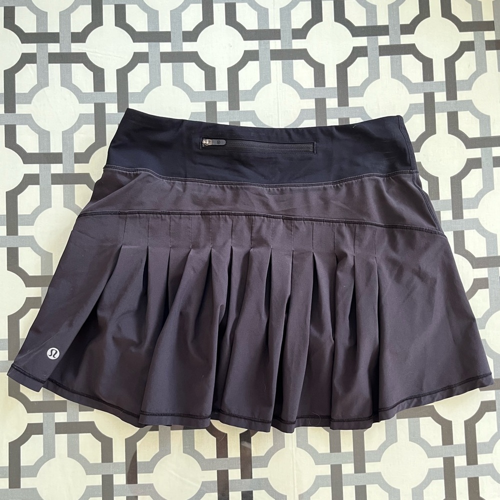 Black Lululemon Circuit Breaker Skirt Tall